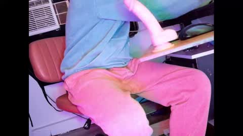 Snapshot of footlover6 chatting on 09/28/25, 08:31 Thomas Jefferson online show from 09/28/25, 08:31