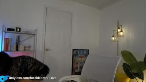 forbiddenfruit_eve online show from 03/24/26, 04:23