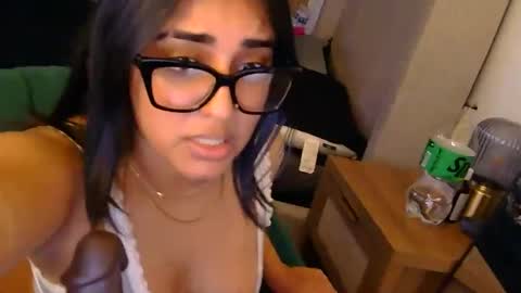 Snapshot of foreignmaya chatting on 05/30/26, 02:52 foreignmaya online show from 05/30/26, 02:52