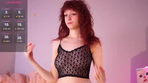 Snapshot of forestfa1ry chatting on 12/16/25, 06:07 Kira online show from 12/16/25, 06:07