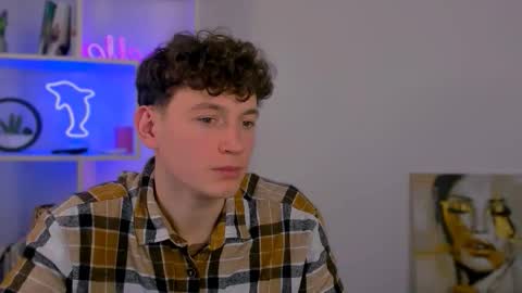 Snapshot of fose_di chatting on 12/21/25, 01:51 fose di online show from 12/21/25, 01:51