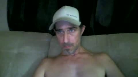 fouraide42 online show from 04/11/26, 07:45