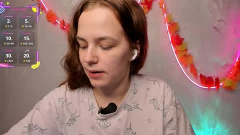 Snapshot of fox_lisaaa chatting on 10/19/25, 08:20 Lisa online show from 10/19/25, 08:20