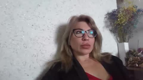 fox_red_lady7 online show from 03/05/26, 09:49