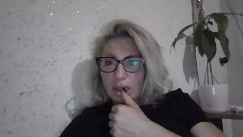 Snapshot of fox_red_lady7 chatting on 05/08/26, 07:30 fox_red_lady7 online show from 05/08/26, 07:30