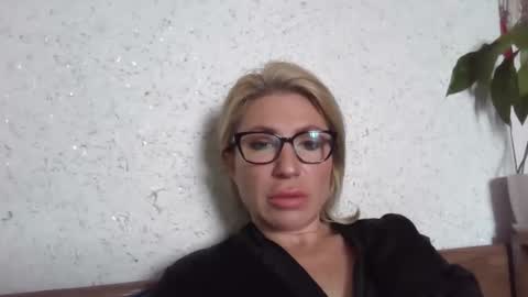 Snapshot of fox_red_lady7 chatting on 05/16/26, 06:32 fox_red_lady7 online show from 05/16/26, 06:32
