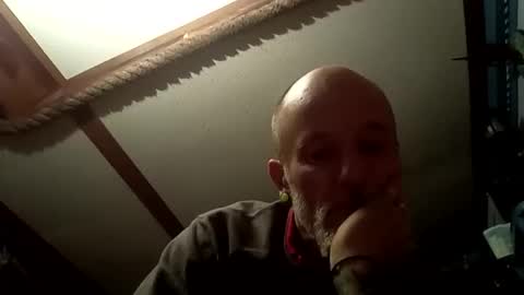 Snapshot of foxbodydave chatting on 01/08/26, 01:57 foxbodydave online show from 01/08/26, 01:57