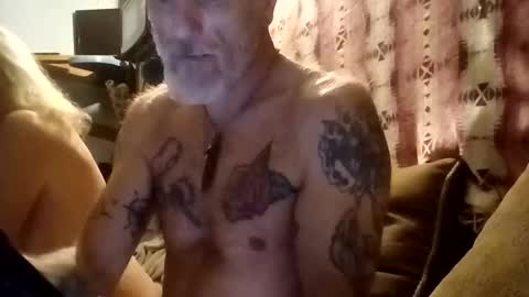 Snapshot of foxbodydave chatting on 02/04/26, 10:32 foxbodydave online show from 02/04/26, 10:32
