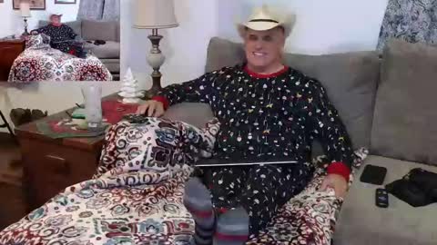 Hunter online show from 12/18/24, 03:37