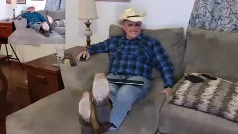 Hunter online show from 02/05/25, 03:13