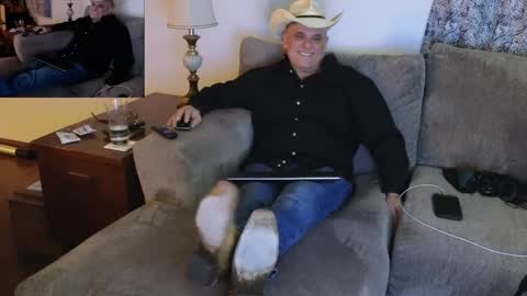 Hunter online show from 02/27/25, 03:58