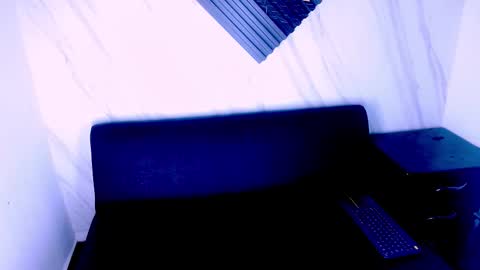 Foxter online show from 12/21/25, 02:08