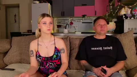 We are a couple Leo and Sofiayou are always welcome here online show from 04/15/26, 12:39