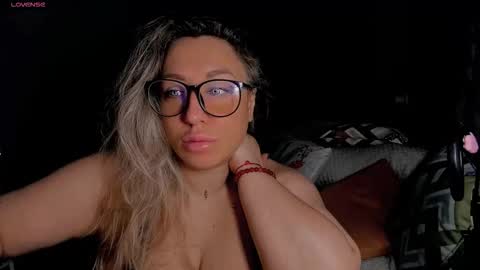 Kris online show from 03/22/26, 02:04