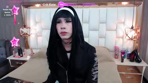 Snapshot of foxxy_dolce chatting on 09/20/25, 11:44 Foxxy online show from 09/20/25, 11:44