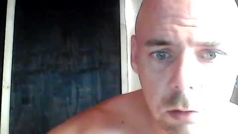 Snapshot of foxy1985777 chatting on 07/14/26, 09:47 foxy1985777 online show from 07/14/26, 09:47