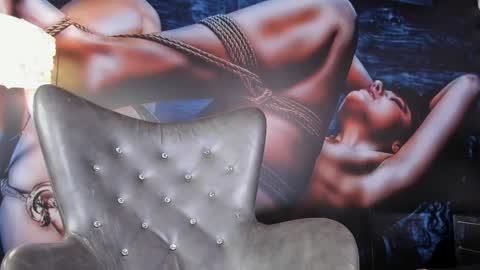 Snapshot of foxy__jade chatting on 05/11/26, 02:45 Miss Jade online show from 05/11/26, 02:45