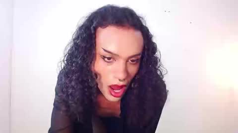 Snapshot of foxy_ella chatting on 09/20/25, 04:08 Ella online show from 09/20/25, 04:08