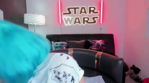 Miss Evans online show from 03/18/26, 11:02