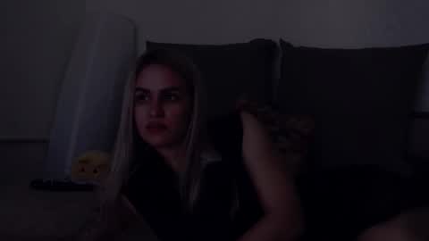 Foxy Kimmi online show from 05/19/26, 05:58