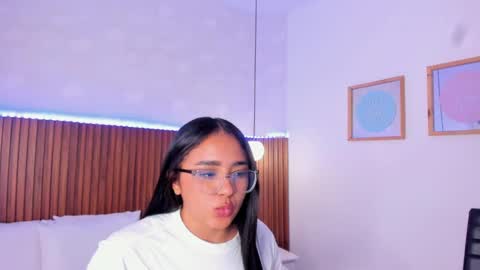 foxy_kylie online show from 10/11/25, 08:29