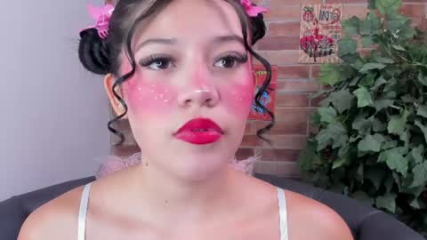 Loren online show from 06/20/26, 11:02