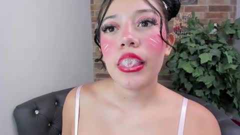 Loren online show from 06/27/26, 12:22