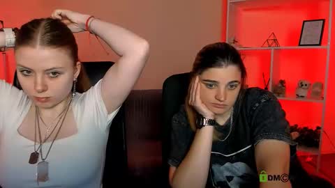 foxy_tease_ online show from 10/18/25, 06:52