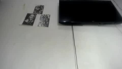 Snapshot of foxy_xtreme chatting on 09/08/25, 11:15 Foxy xtreme online show from 09/08/25, 11:15