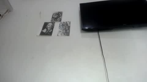 Snapshot of foxy_xtreme chatting on 09/09/25, 10:20 Foxy xtreme online show from 09/09/25, 10:20