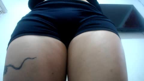 Snapshot of foxy_xtreme chatting on 09/22/25, 11:51 Foxy xtreme online show from 09/22/25, 11:51