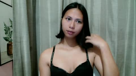 Snapshot of foxylicious_danielax chatting on 06/25/26, 12:32 Daniela online show from 06/25/26, 12:32