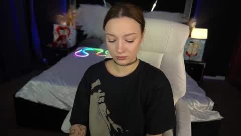 Maya online show from 02/20/26, 02:17