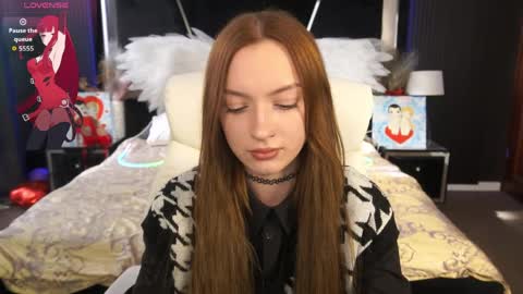 Maya online show from 04/08/26, 01:11