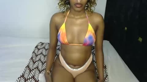 Snapshot of foxypennyy chatting on 02/13/25, 04:43 foxypennyy online show from 02/13/25, 04:43