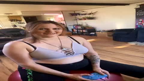 Aleu Fox online show from 04/20/26, 03:48