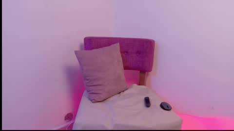 Roxxyy online show from 11/13/25, 08:41