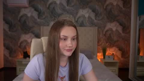Snapshot of foxyykate chatting on 06/19/26, 08:56 Kate online show from 06/19/26, 08:56