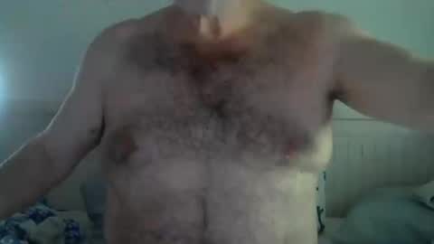 Snapshot of foyett chatting on 10/16/25, 04:41 foyett online show from 10/16/25, 04:41