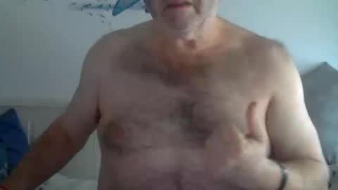 Snapshot of foyett chatting on 11/07/25, 12:16 foyett online show from 11/07/25, 12:16