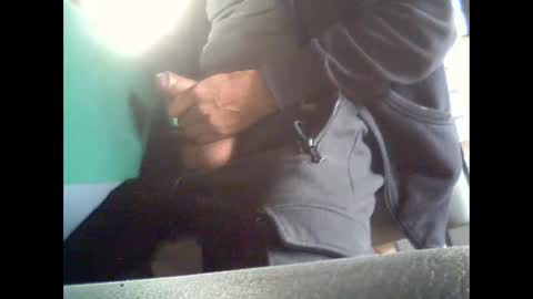 Snapshot of fra__71 chatting on 12/17/25, 10:32 fra 71 online show from 12/17/25, 10:32