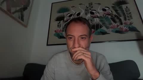 Snapshot of fra___ chatting on 12/05/25, 03:20 fra___ online show from 12/05/25, 03:20