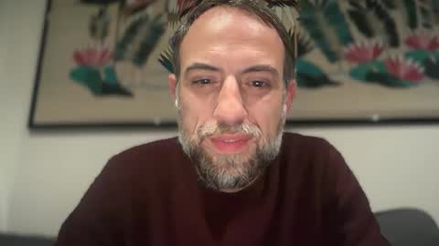 Snapshot of fra___ chatting on 12/14/25, 11:31 fra___ online show from 12/14/25, 11:31