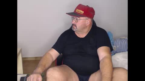 Fraboys online show from 11/01/25, 06:59