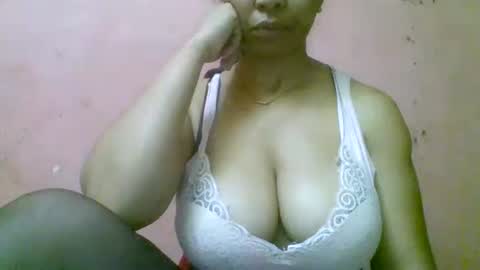 fracisca2204 online show from 12/20/25, 06:42