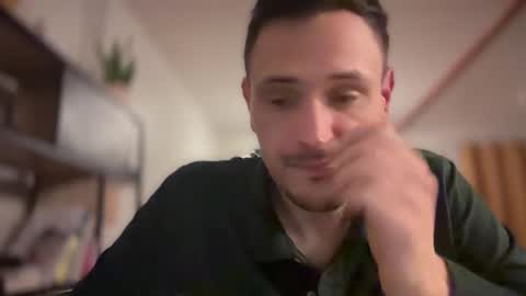 Snapshot of fraisetagada359 chatting on 11/01/25, 07:38 fraisetagada359 online show from 11/01/25, 07:38