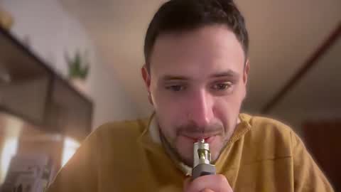 Snapshot of fraisetagada359 chatting on 11/04/25, 06:51 fraisetagada359 online show from 11/04/25, 06:51