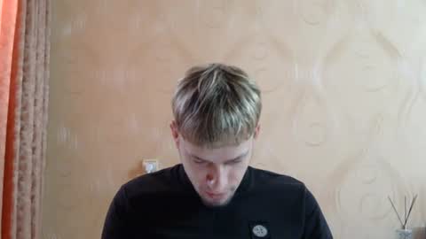 frame_tamer888 online show from 06/14/26, 11:56
