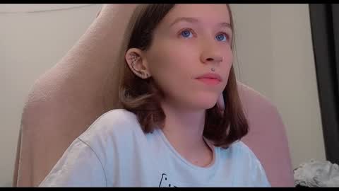 fran_bow online show from 01/30/25, 05:19