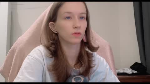 fran_bow online show from 02/01/25, 12:18